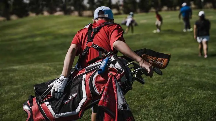 arrange golf clubs in bag