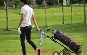 hybrid golf bags advantage of using
